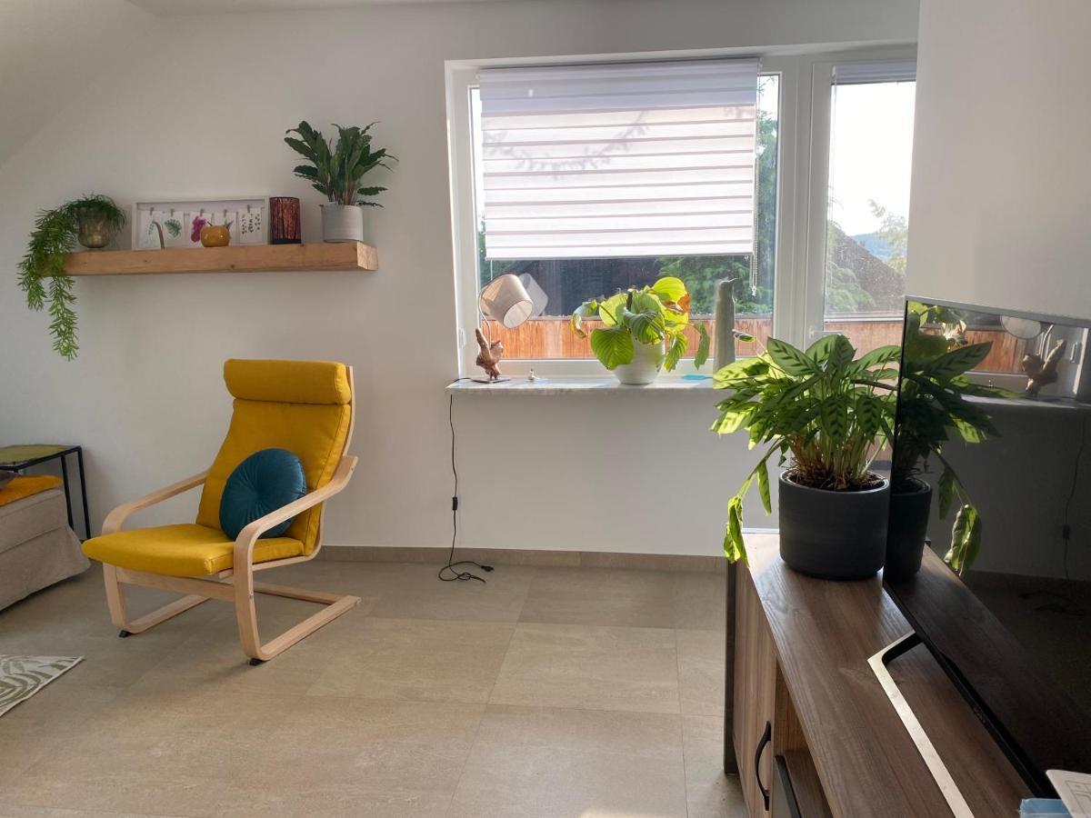 Ferienwohnung Mit Charme Langenzenn Bagian luar foto